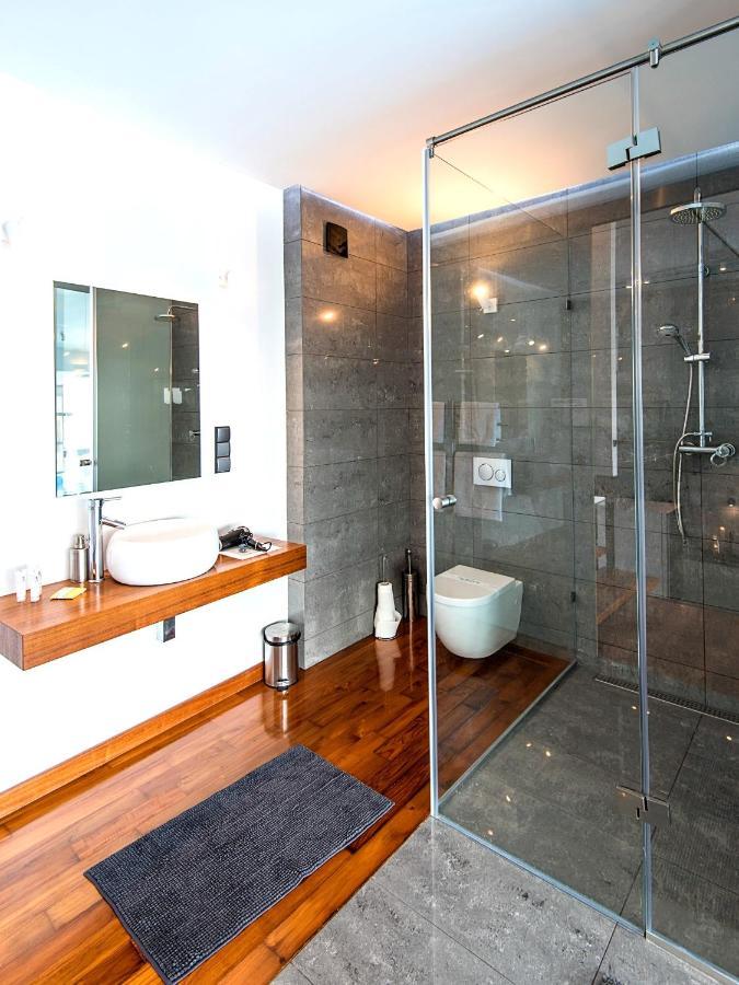 Mlynska 8 Apartament Z Prywatnym Basenem Bielsko-Biała Ngoại thất bức ảnh