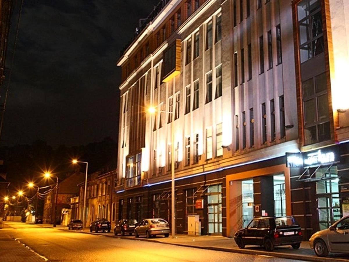 Mlynska 8 Apartament Z Prywatnym Basenem Bielsko-Biała Ngoại thất bức ảnh
